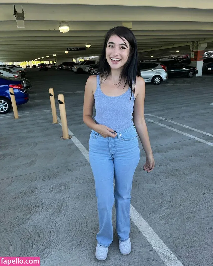 Delilah Raige Onlyfans Photo Gallery 