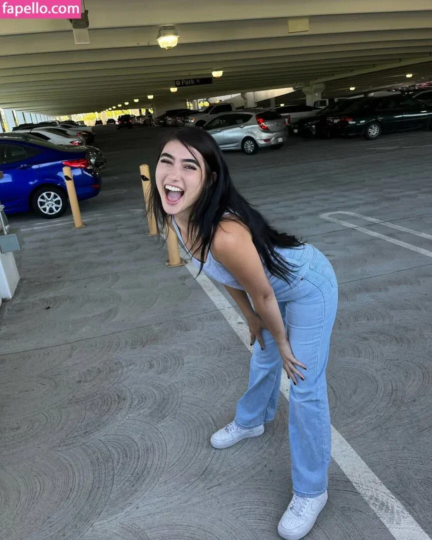 Delilah Raige Onlyfans Photo Gallery 