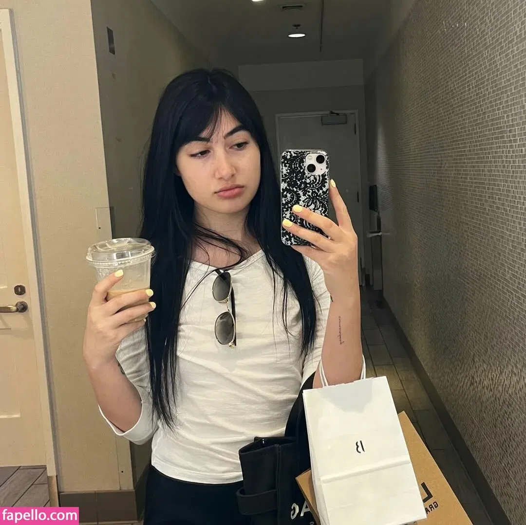 Delilah Raige Onlyfans Photo Gallery 