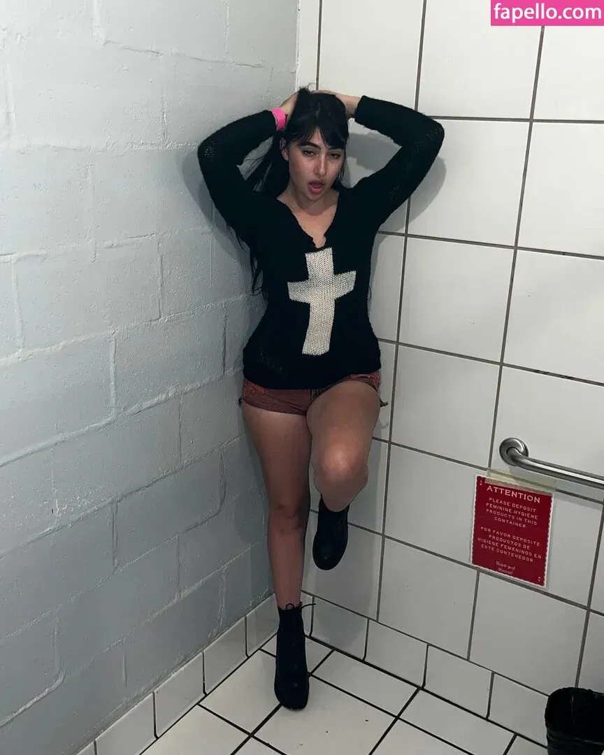 Delilah Raige Onlyfans Photo Gallery 