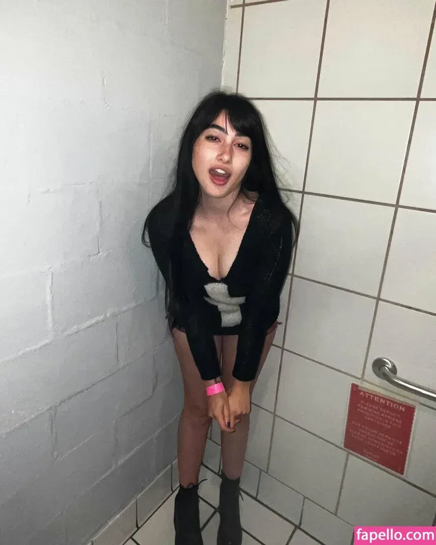 Delilah Raige Onlyfans Photo Gallery 