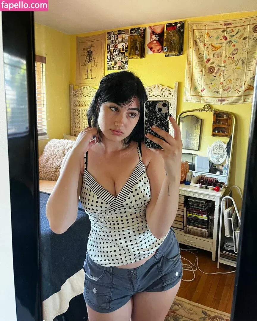 Delilah Raige Onlyfans Photo Gallery 