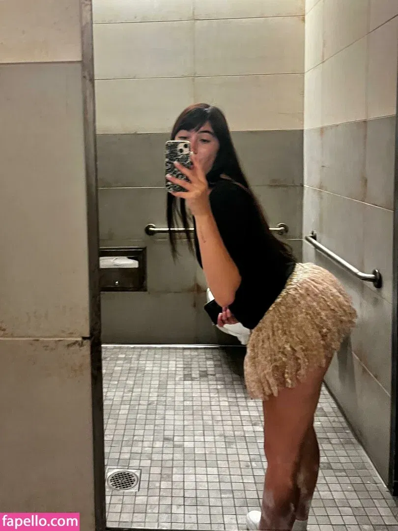 Delilah Raige Onlyfans Photo Gallery 