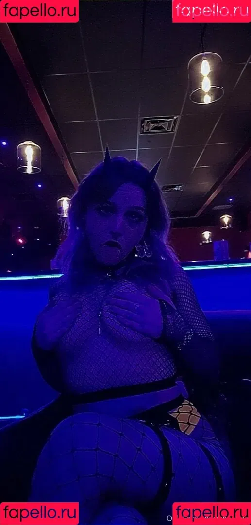 crybaby.labia Onlyfans Photo Gallery 