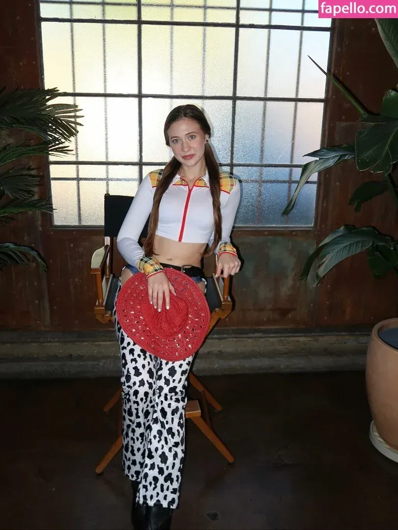 Jordan Burton Onlyfans Photo Gallery 