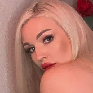 liiissarae Onlyfans Photo Gallery 