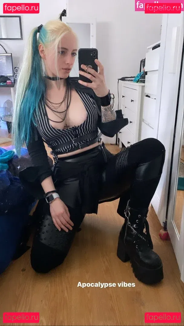 Giulia Henne Onlyfans Photo Gallery 