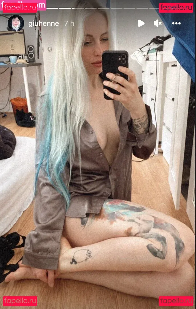 Giulia Henne Onlyfans Photo Gallery 