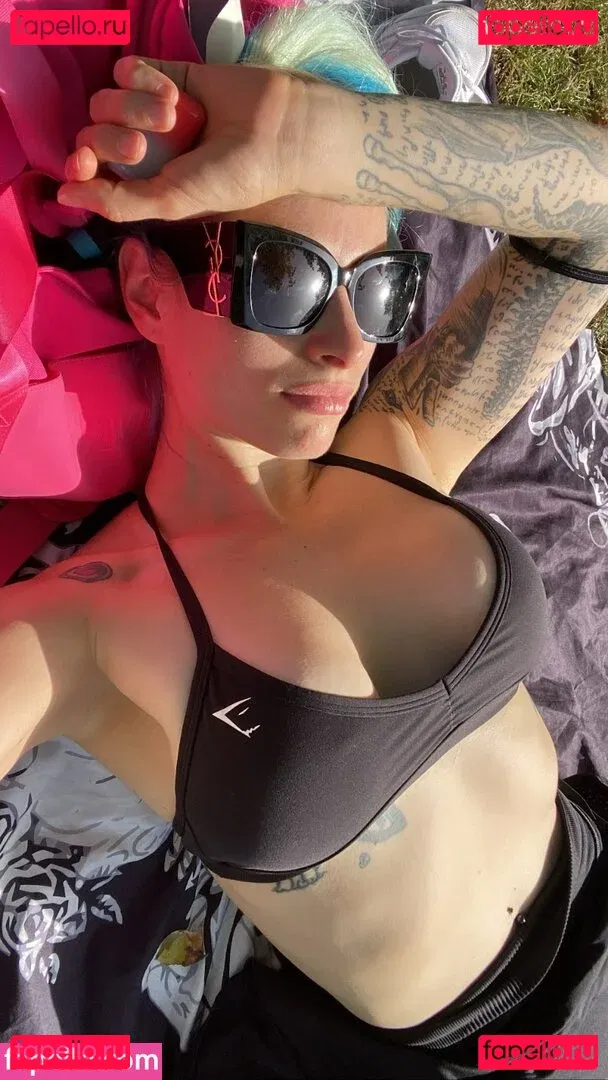 Giulia Henne Onlyfans Photo Gallery 