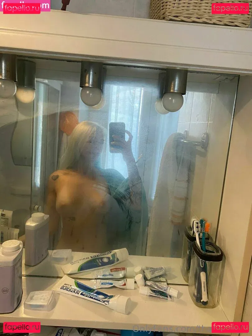 Giulia Henne Onlyfans Photo Gallery 