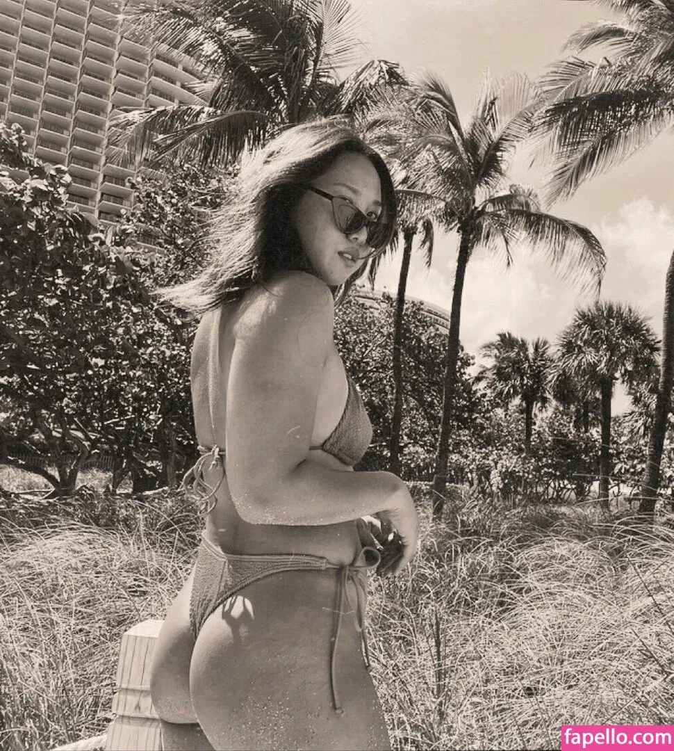 thesharonkim Onlyfans Photo Gallery 