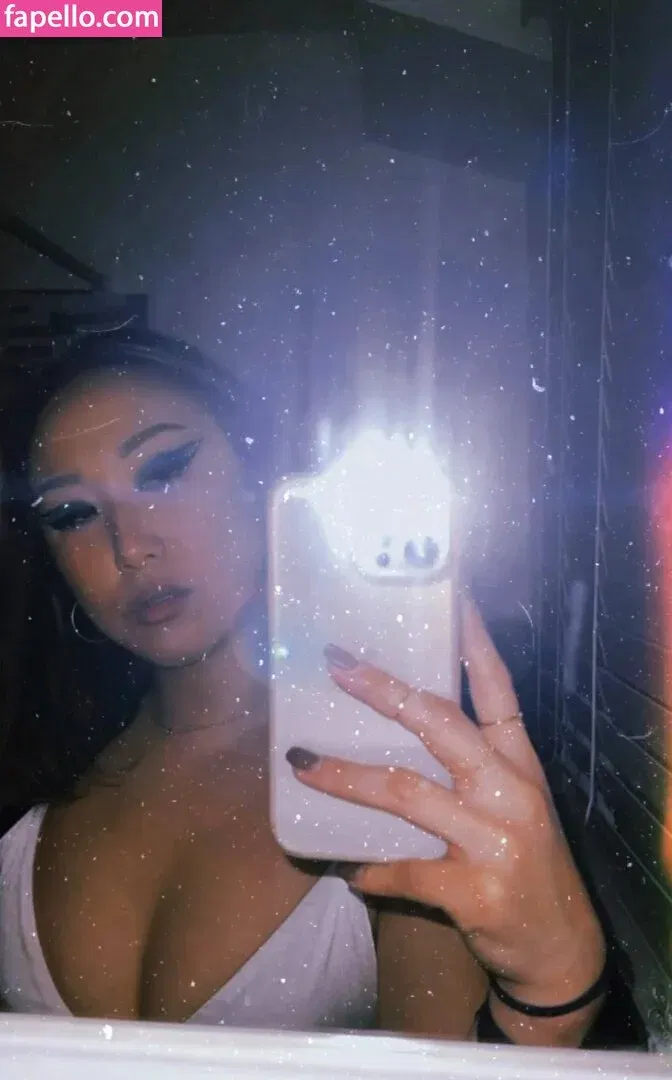 thesharonkim Onlyfans Photo Gallery 