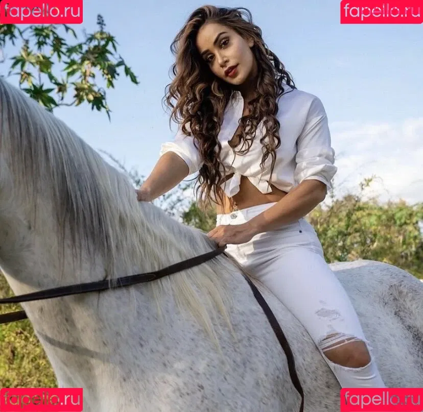 Aliyah Onlyfans Photo Gallery 