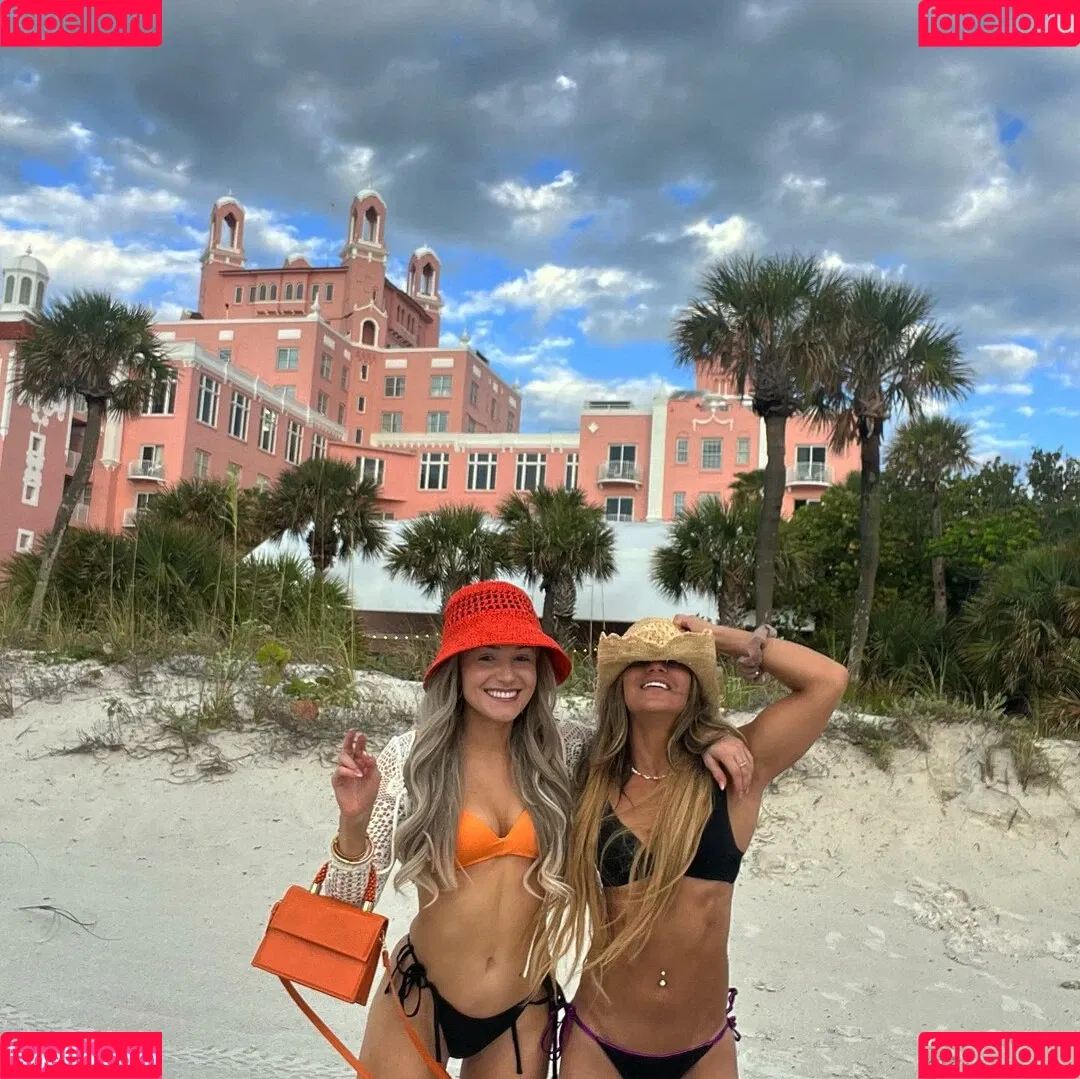 Aliyah Onlyfans Photo Gallery 