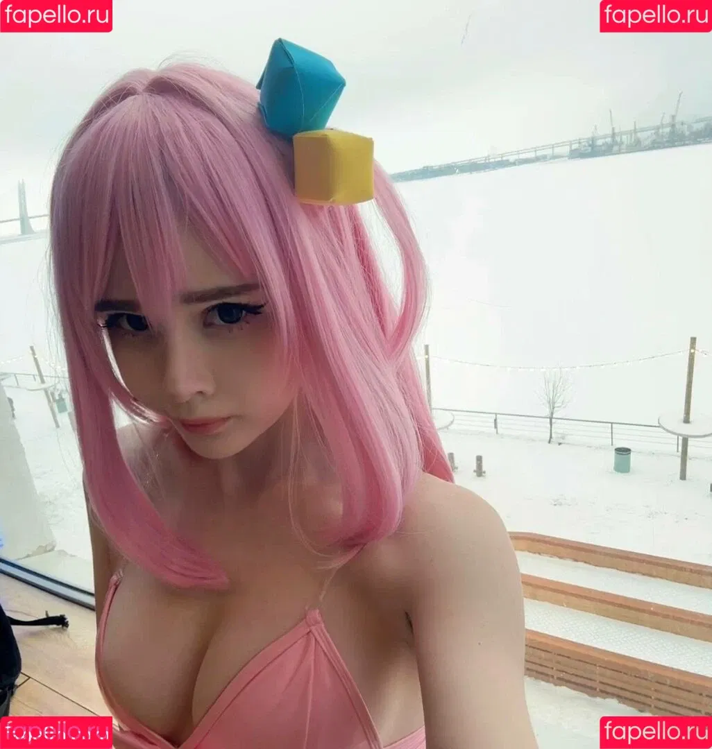 frauleinmilk Onlyfans Photo Gallery 