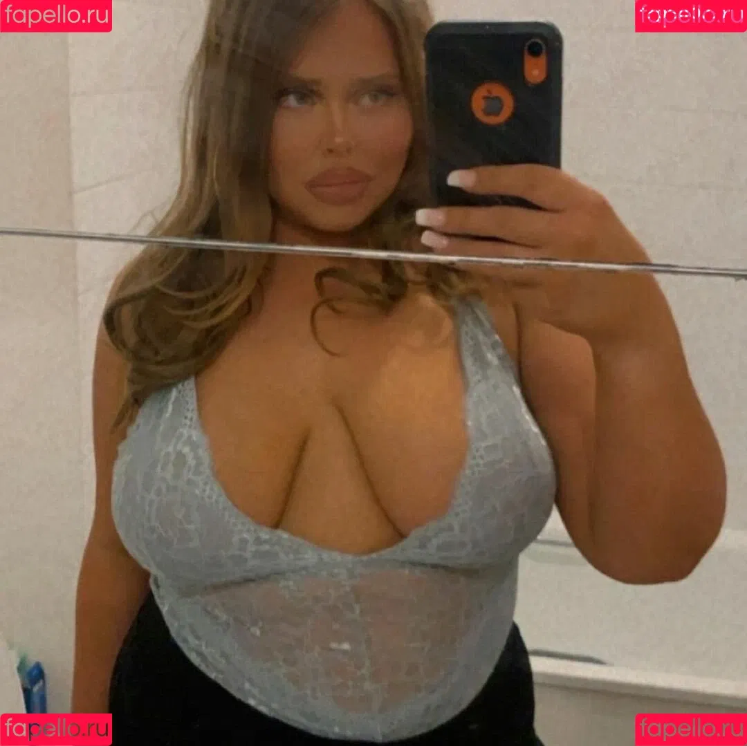 Susannah Elizabeth Onlyfans Photo Gallery 