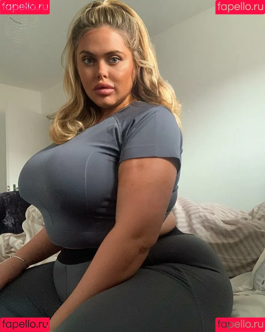 Susannah Elizabeth Onlyfans Photo Gallery 