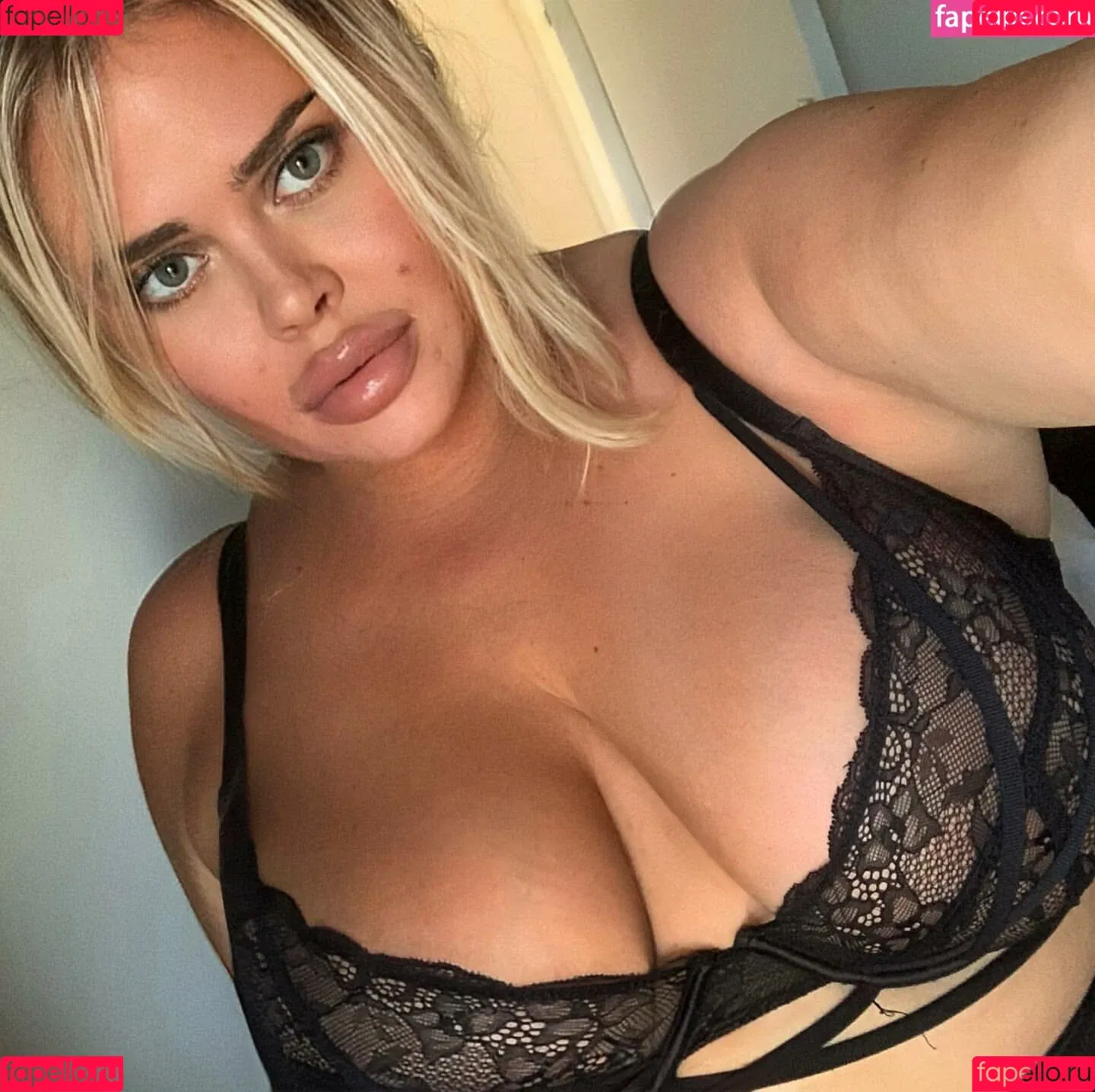 Susannah Elizabeth Onlyfans Photo Gallery 