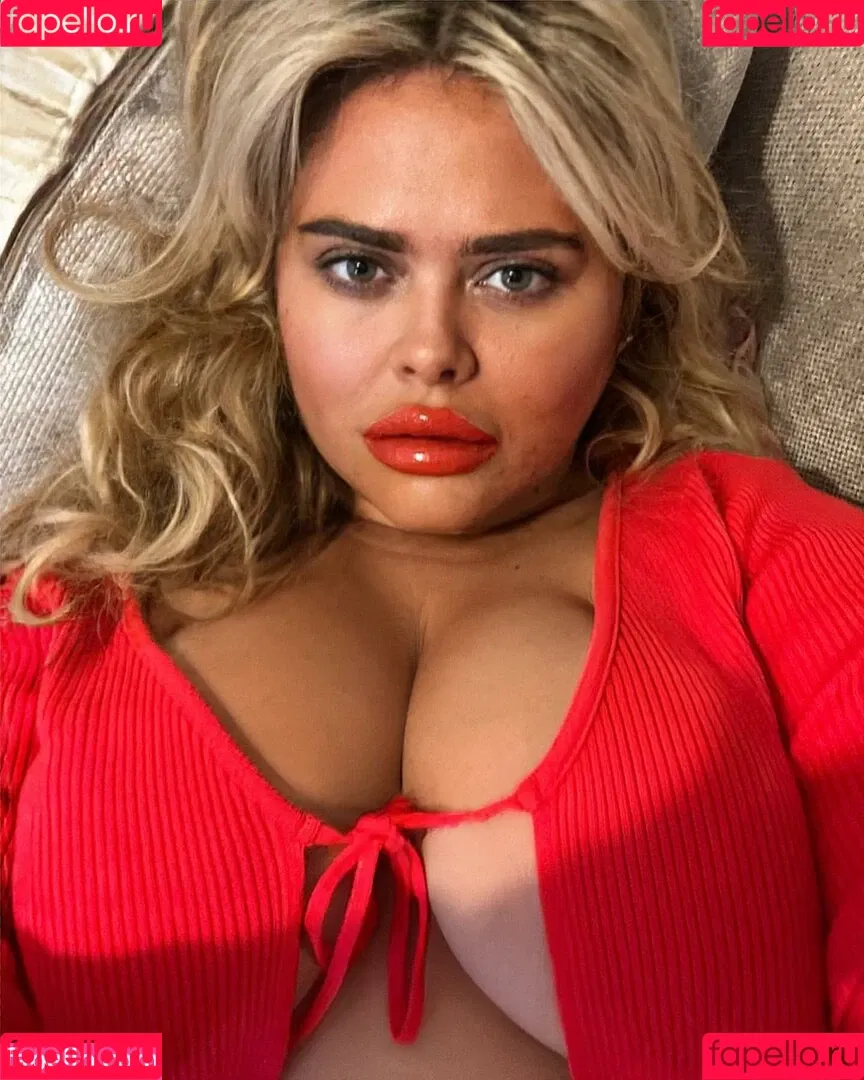 Susannah Elizabeth Onlyfans Photo Gallery 