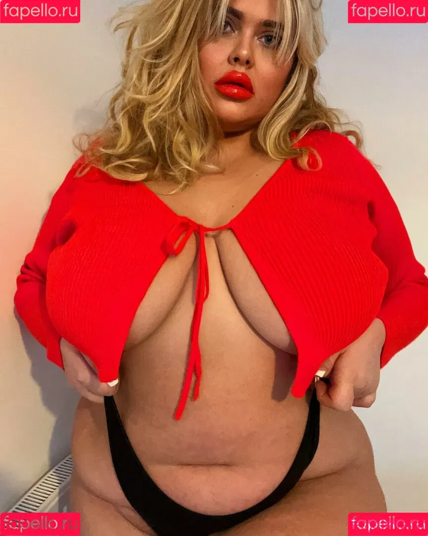 Susannah Elizabeth Onlyfans Photo Gallery 
