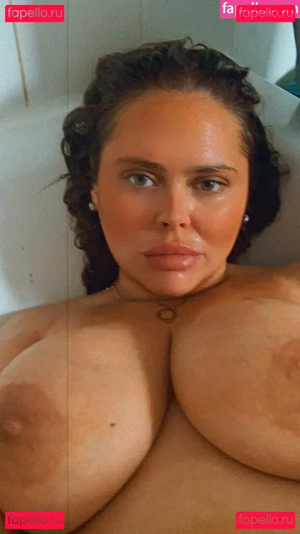 Susannah Elizabeth Onlyfans Photo Gallery 