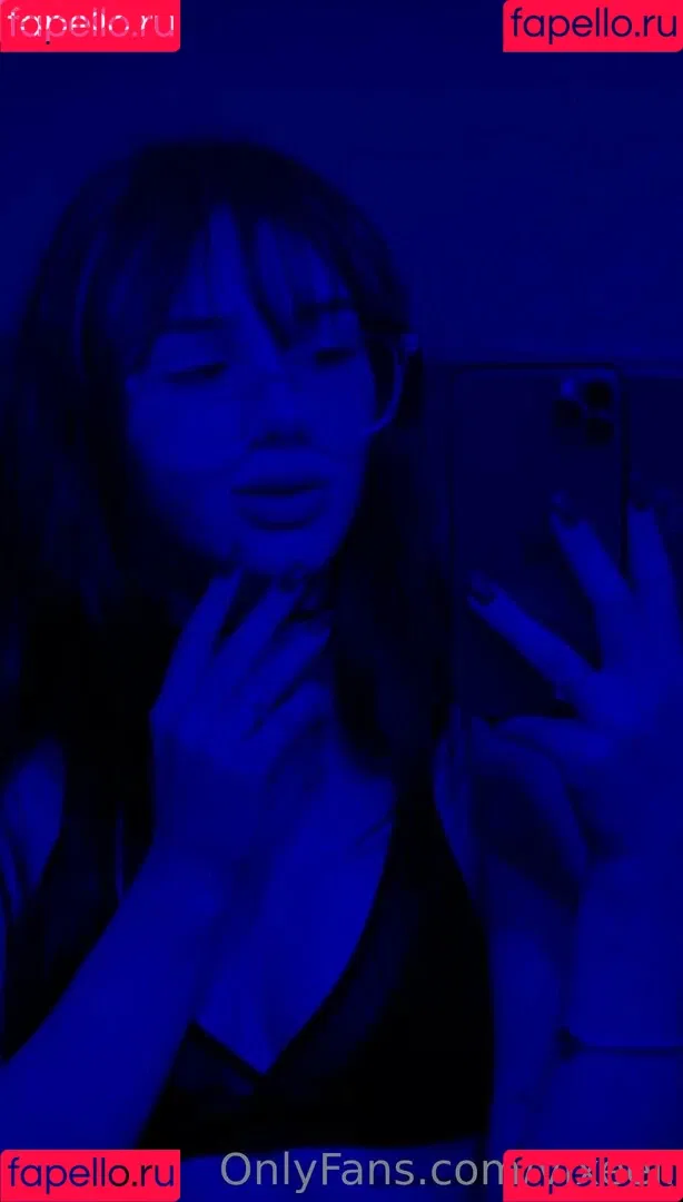 vixeellonly Onlyfans Photo Gallery 