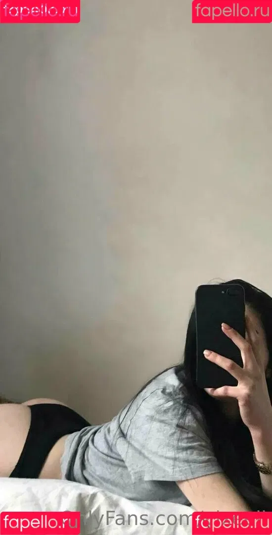 vixeellonly Onlyfans Photo Gallery 