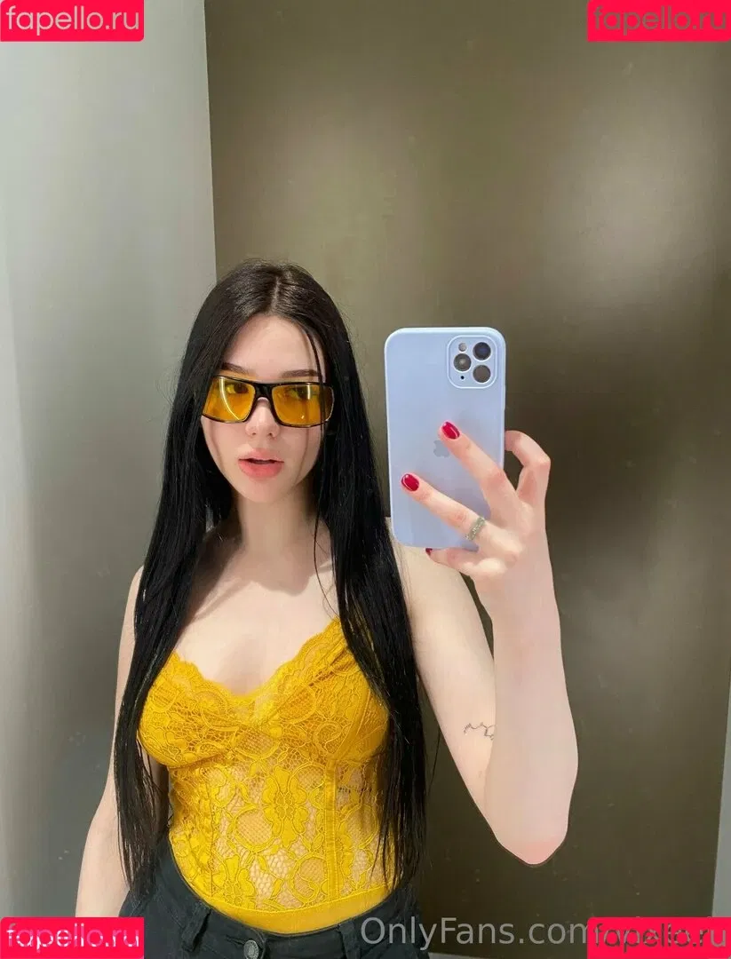 vixeellonly Onlyfans Photo Gallery 