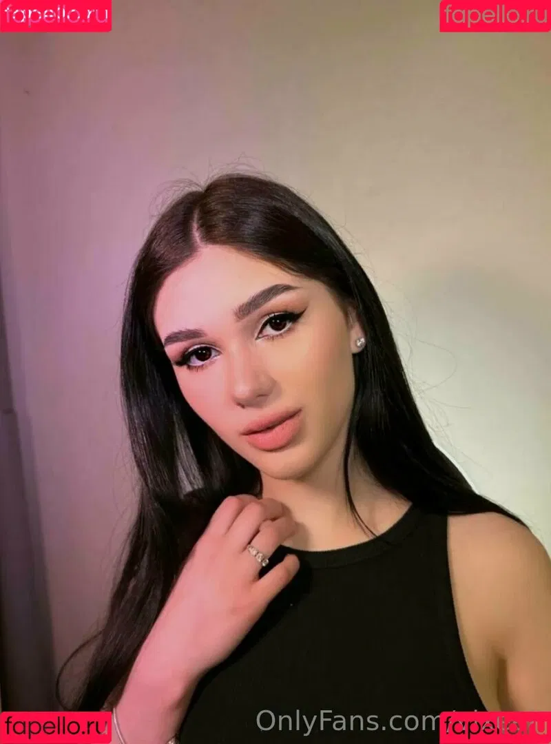 vixeellonly Onlyfans Photo Gallery 