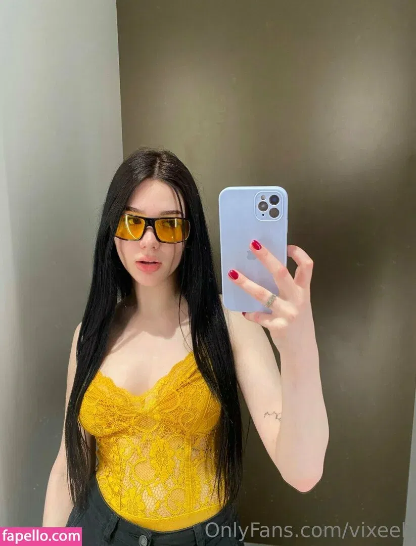 vixeellonly Onlyfans Photo Gallery 