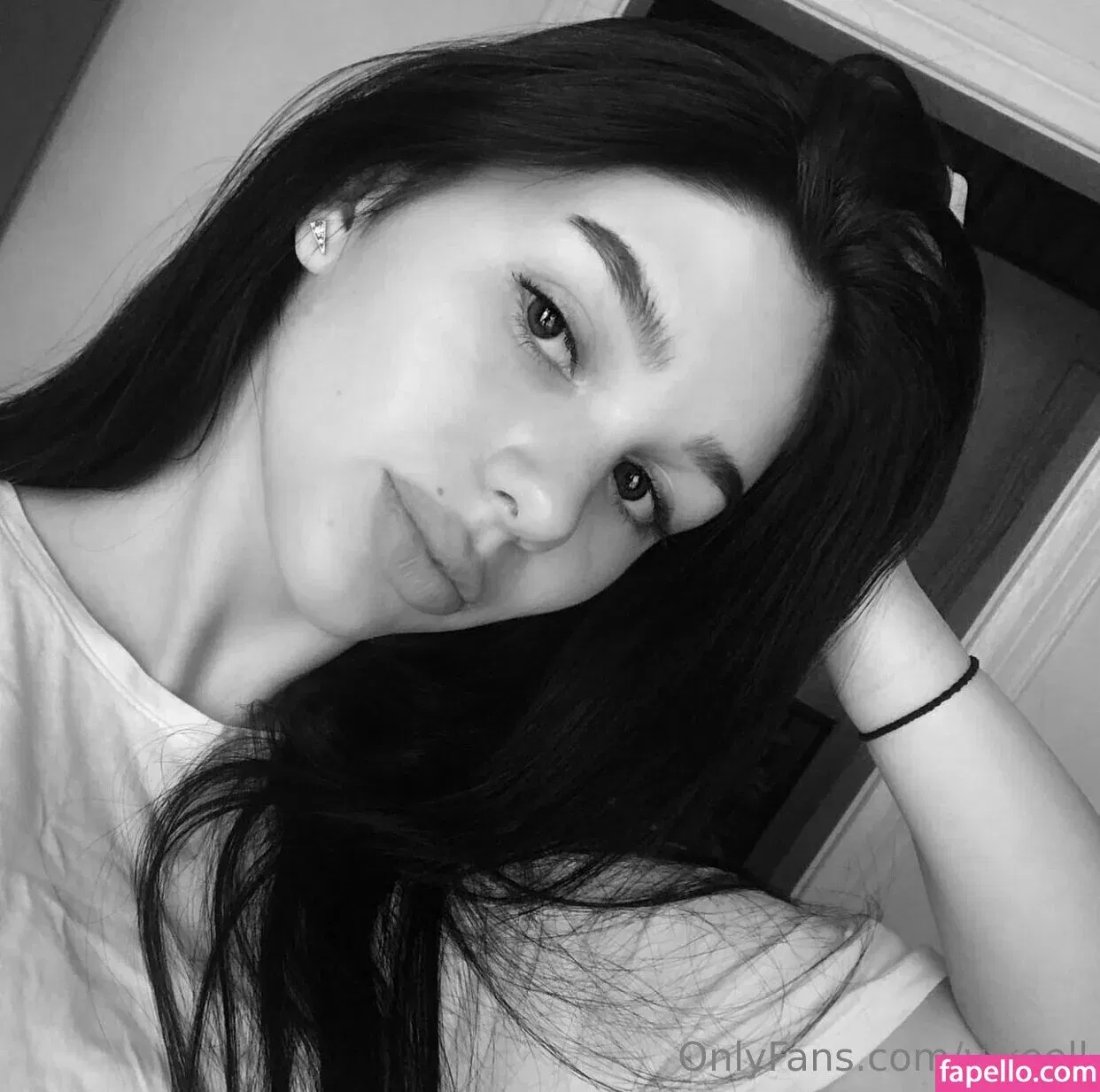 vixeellonly Onlyfans Photo Gallery 