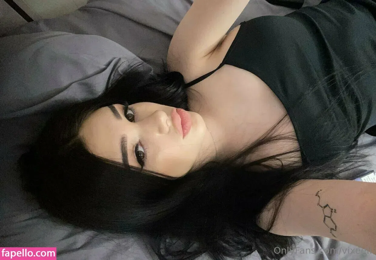 vixeellonly Onlyfans Photo Gallery 