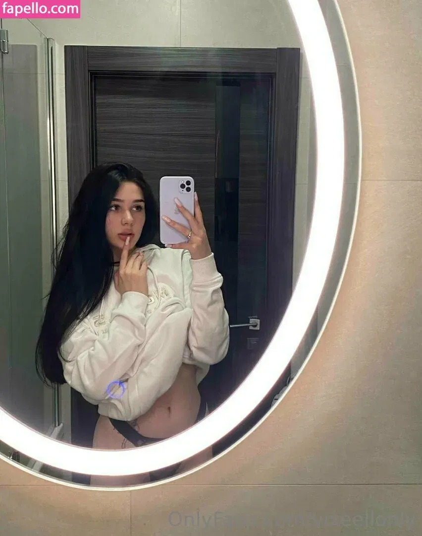 vixeellonly Onlyfans Photo Gallery 