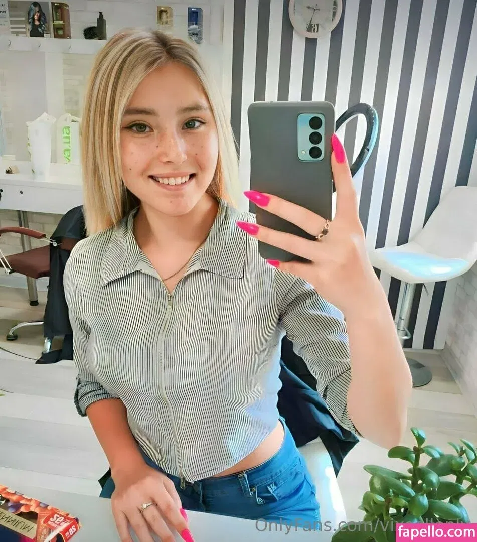 vixeellonly Onlyfans Photo Gallery 