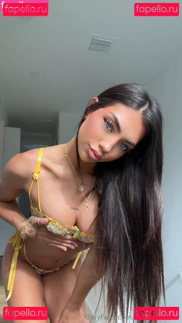 sofianextdoor Onlyfans Photo Gallery 