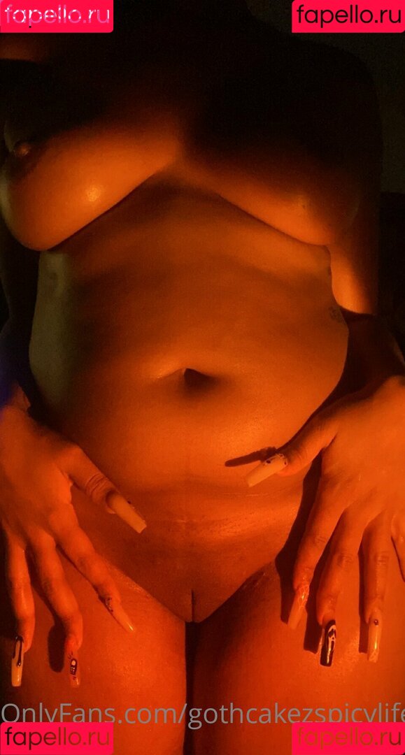 gothcakezspicylife Onlyfans Photo Gallery 