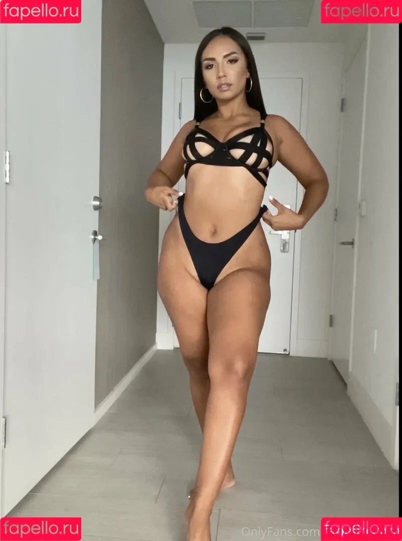 Camila Bernal Onlyfans Photo Gallery 