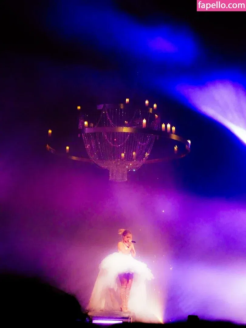 Addison Rae Onlyfans Photo Gallery 