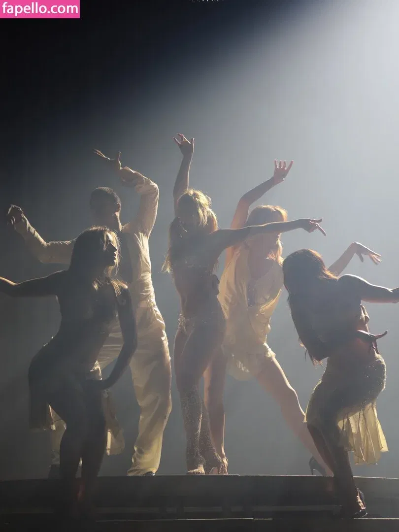 Addison Rae Onlyfans Photo Gallery 