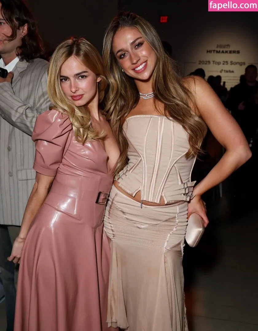 Addison Rae Onlyfans Photo Gallery 