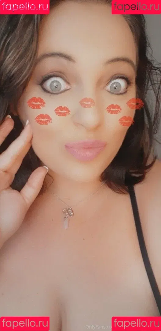 bustyhomewrecker Onlyfans Photo Gallery 