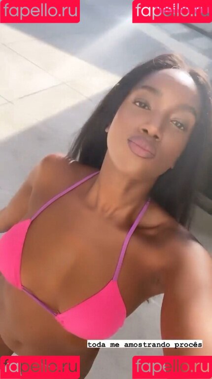 IZA Onlyfans Photo Gallery 