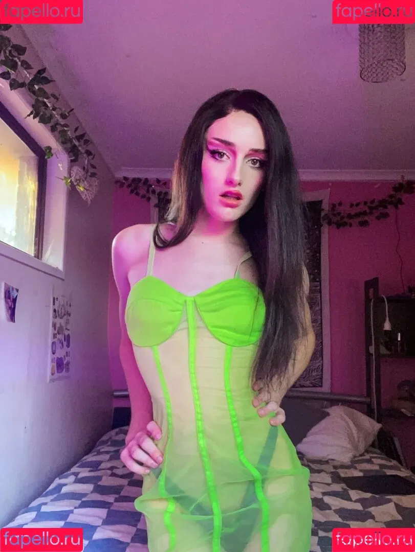 Venus Moorez Onlyfans Photo Gallery 