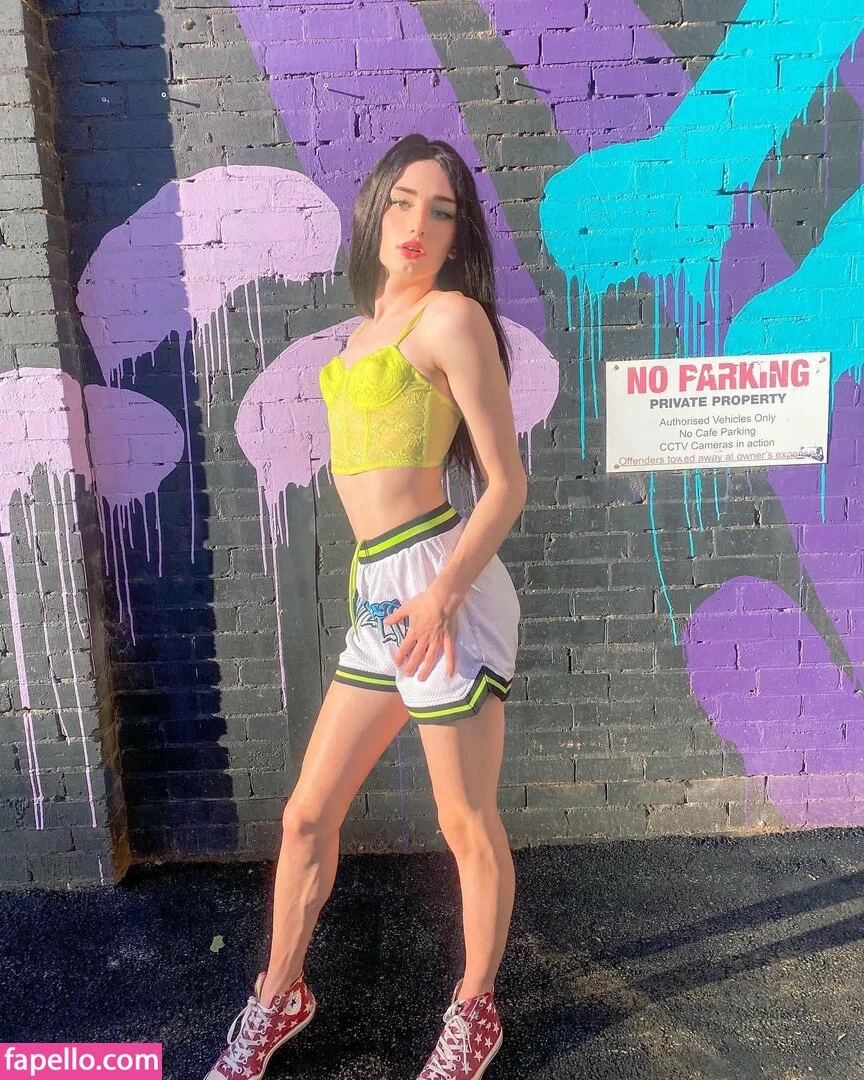 Venus Moorez Onlyfans Photo Gallery 