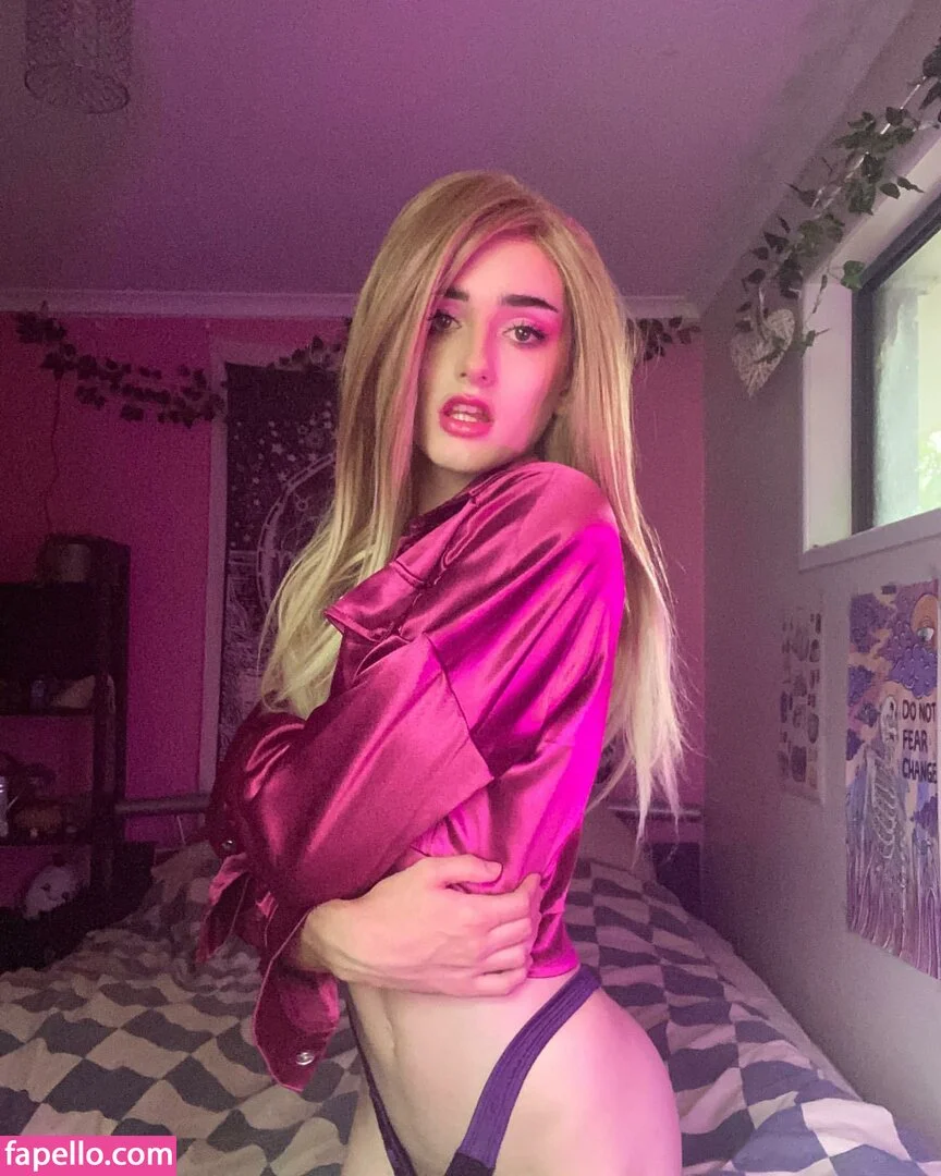 Venus Moorez Onlyfans Photo Gallery 