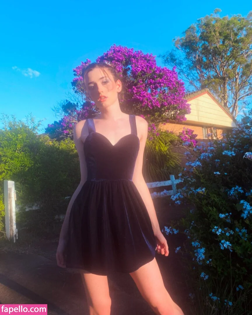 Venus Moorez Onlyfans Photo Gallery 