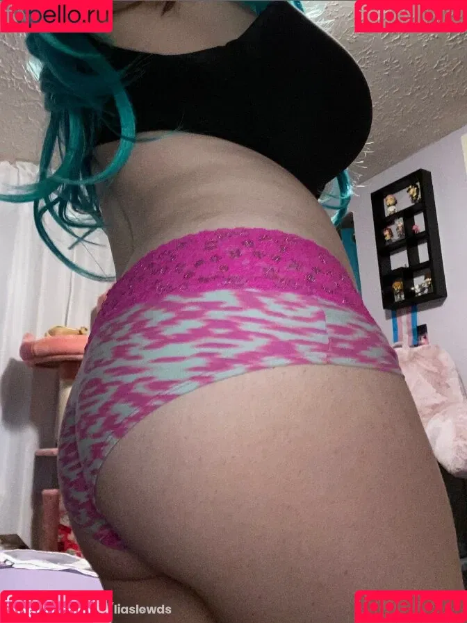 Liaslewds Onlyfans Photo Gallery 