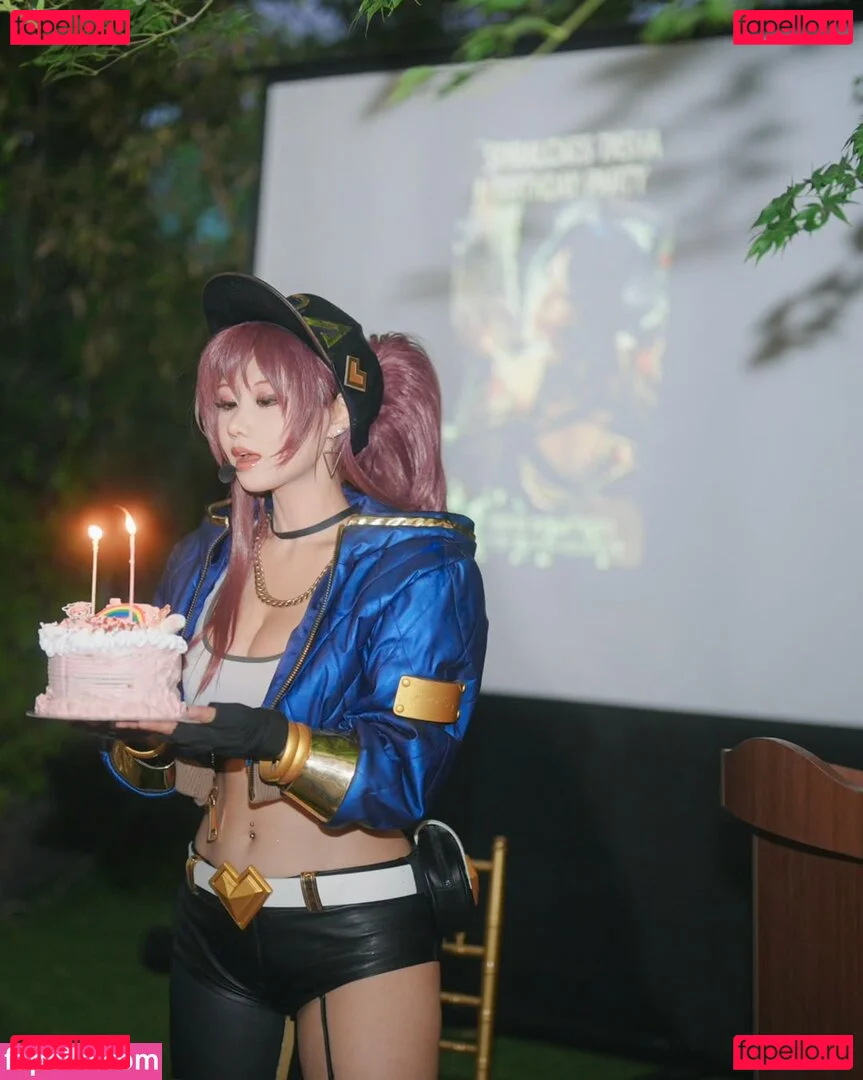 Spiral Cats Cosplay Onlyfans Photo Gallery 