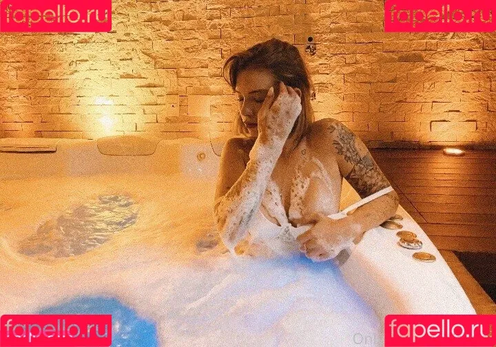 euyaz Onlyfans Photo Gallery 