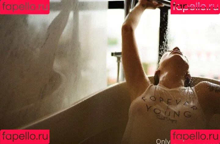 euyaz Onlyfans Photo Gallery 
